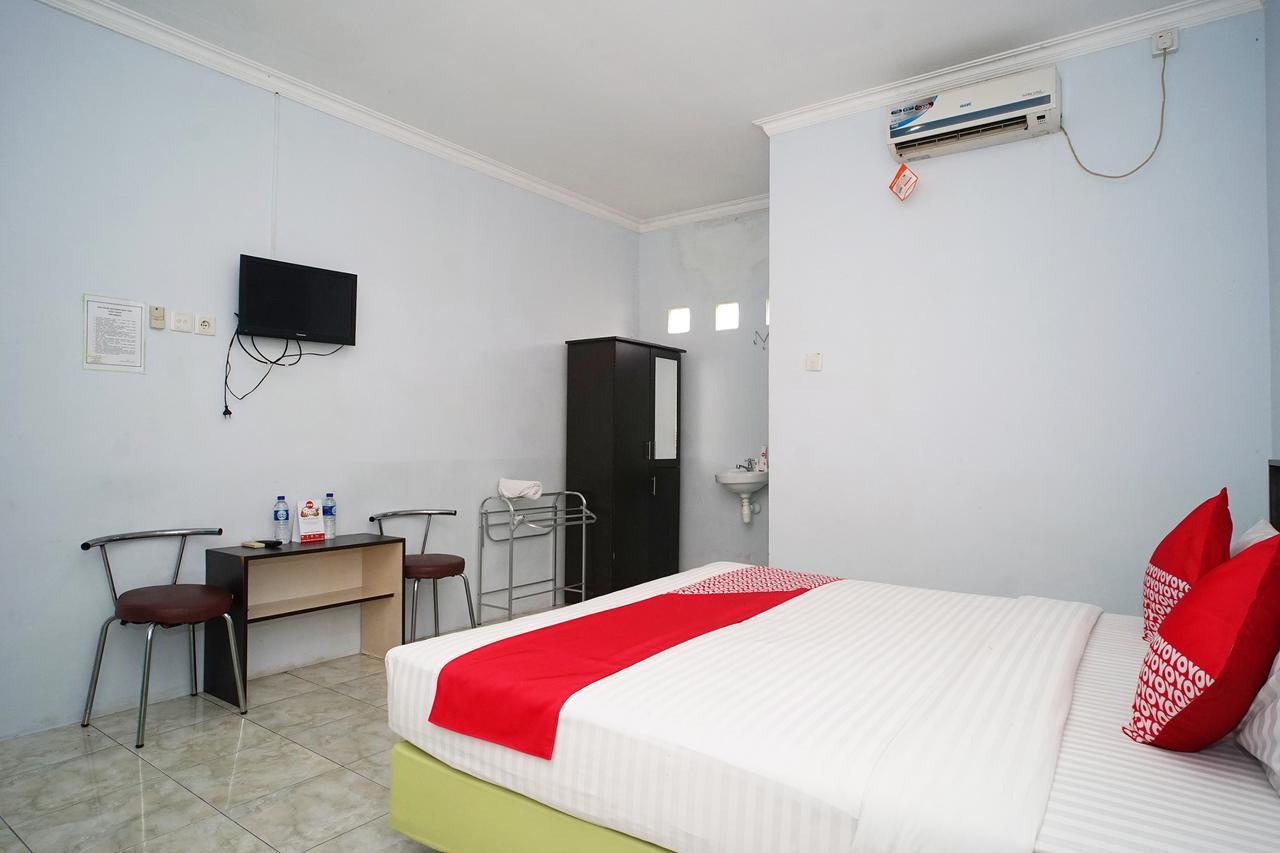 Super Oyo 754 Nur Aziziah Guest House Syariah Баликпапан Экстерьер фото