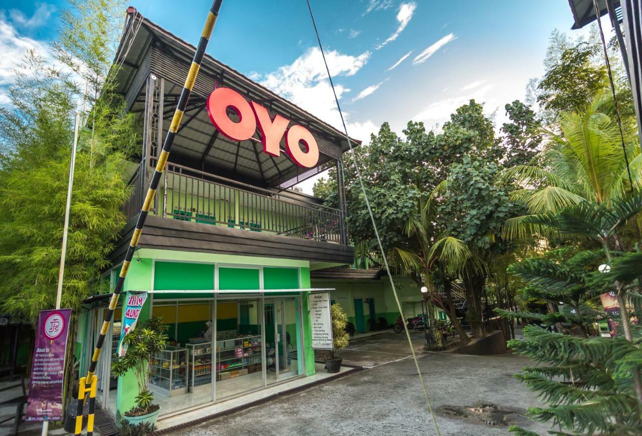 Super Oyo 754 Nur Aziziah Guest House Syariah Баликпапан Экстерьер фото