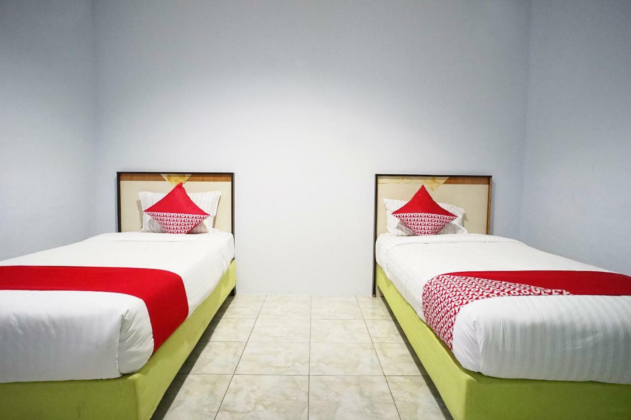 Super Oyo 754 Nur Aziziah Guest House Syariah Баликпапан Экстерьер фото